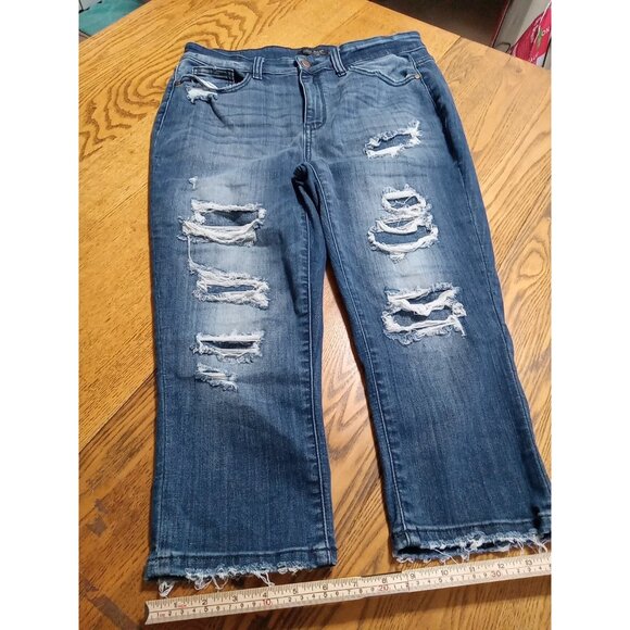 JUDY BLUE Jeans Womens 15 / 32 BLUE SKINNY FIT CAPRI Distressed Preowned Ripped - Picture 3 of 8